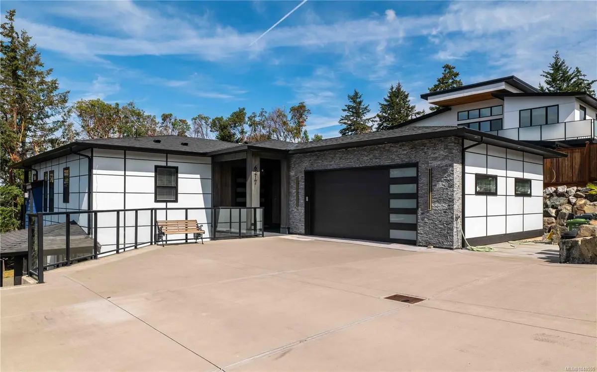6217 Highwood Dr, Duncan BC V9L 0H5