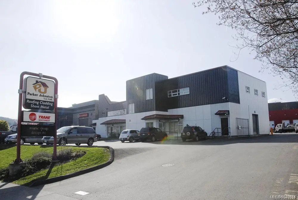 759 Vanalman Ave, Saanich BC V8Z 3B8