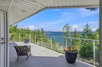 View 32