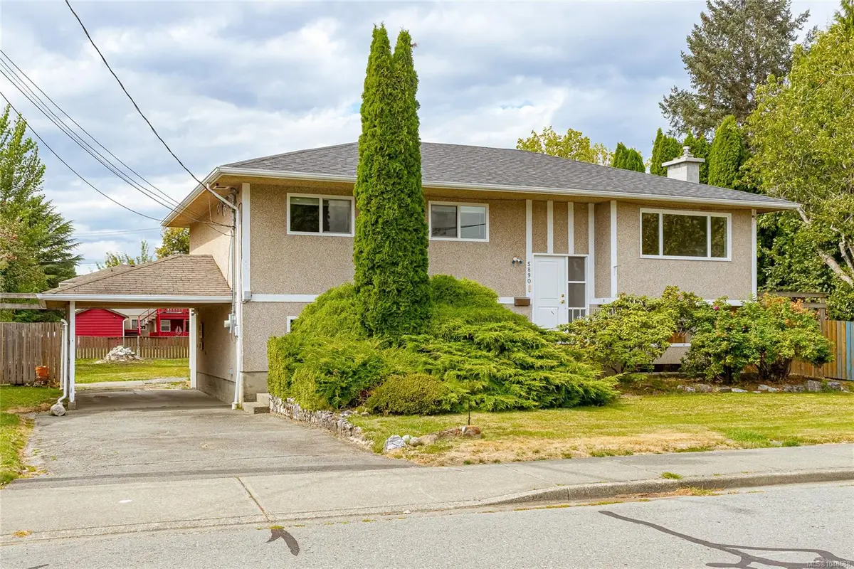 5890 CHESTERFIELD Ave, Duncan BC V9L 3M7