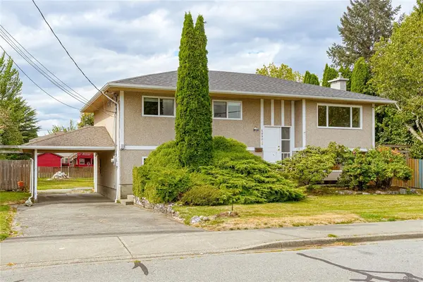 5890 CHESTERFIELD Ave, Duncan BC V9L 3M7 - 3 bed, 2 bath property for sale in Duncan
