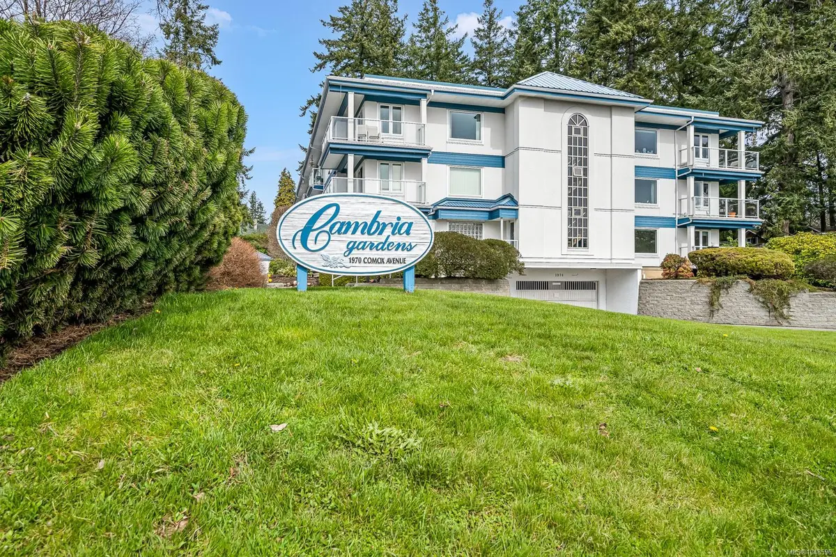 1970 Comox Ave #105, Comox BC V9M 3M7