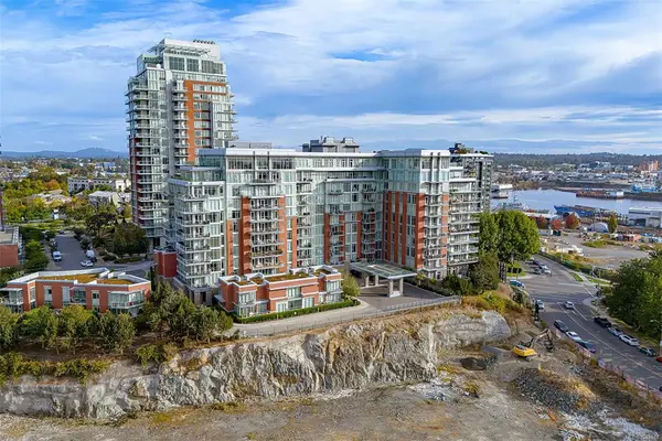 100 Saghalie Rd #313, Victoria BC V9A 0A1 - 2 bed, 2.0 bath in Victoria