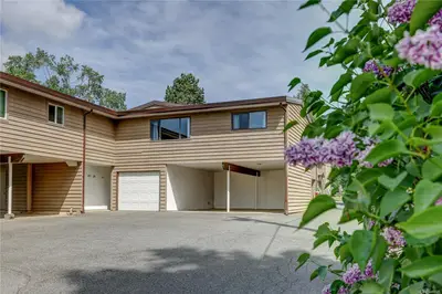 25 Pryde Ave #40, Nanaimo BC V9V 1J3