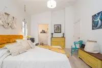 View 16