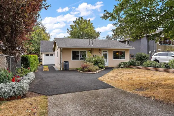 3167 Irma St, Victoria BC V9A 1S9 - 2 bed, 1.0 bath in Victoria