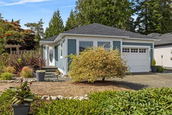 650 Windward Way, Qualicum Beach BC V9K 2K4 - 2 bed, 2 bath property for sale in Qualicum Beach