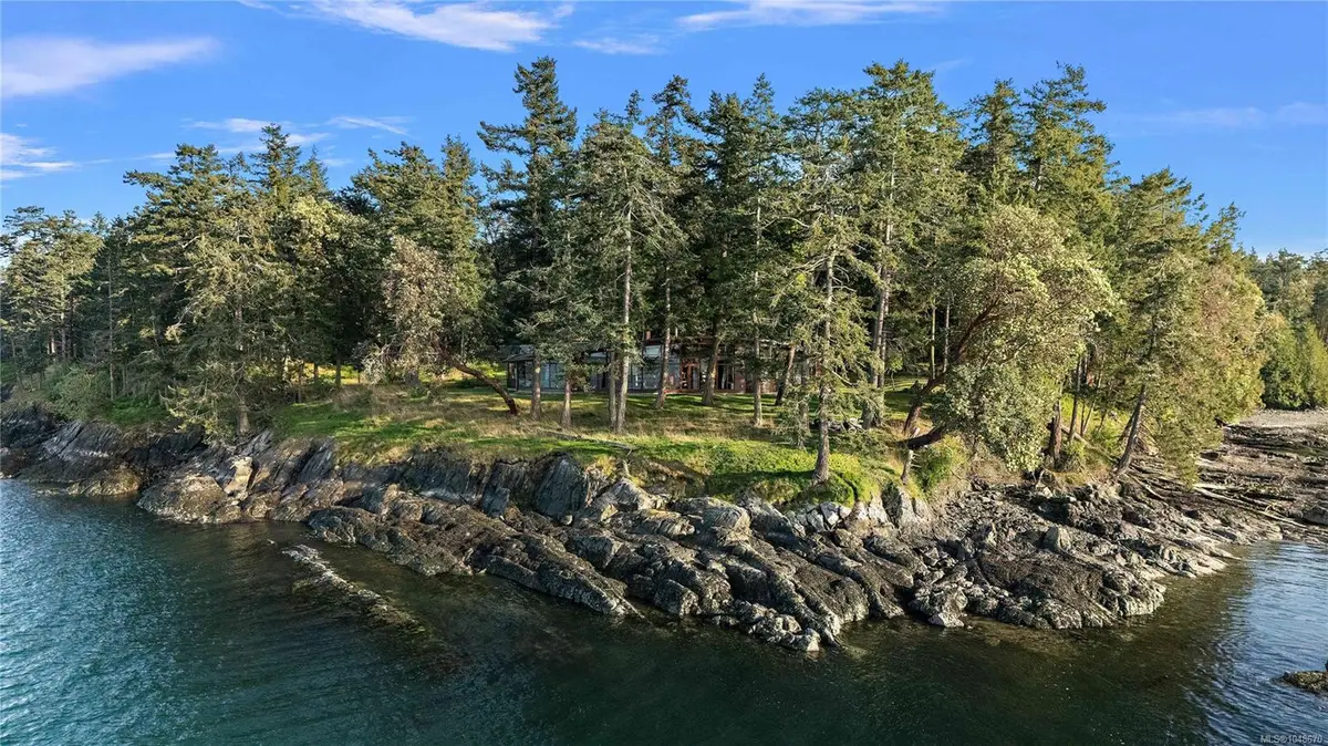 1232 Greenleaf Lane, Sidney Island BC V8L 5Y9