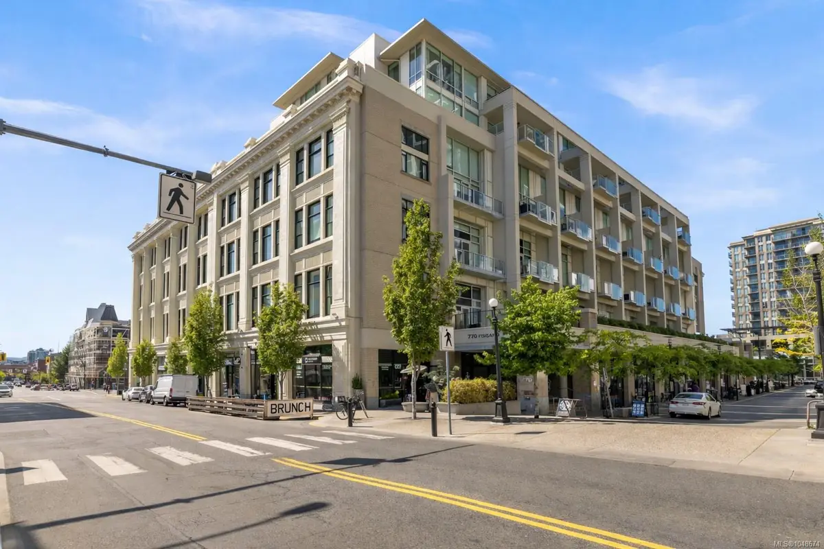 770 Fisgard St #304, Victoria BC V8W 0B8