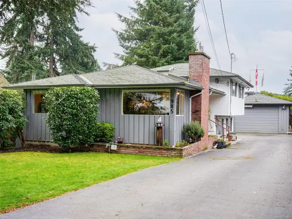 985 Sutcliffe Rd, Saanich BC V8Y 1M9 - 4 bed, 3.0 bath in Saanich