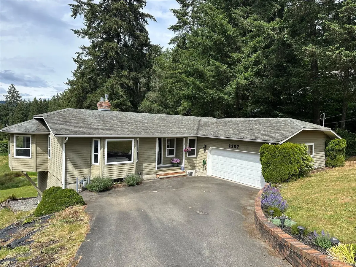 2267 Regina Dr, Duncan BC V9L 5V3