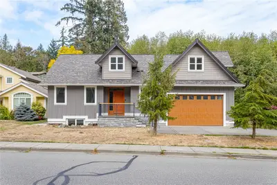 502 Nottingham Dr, Nanaimo BC V9T 0C3