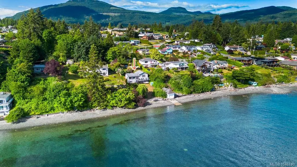 3677 Gardner Rd, Saltair BC V9G 2A2