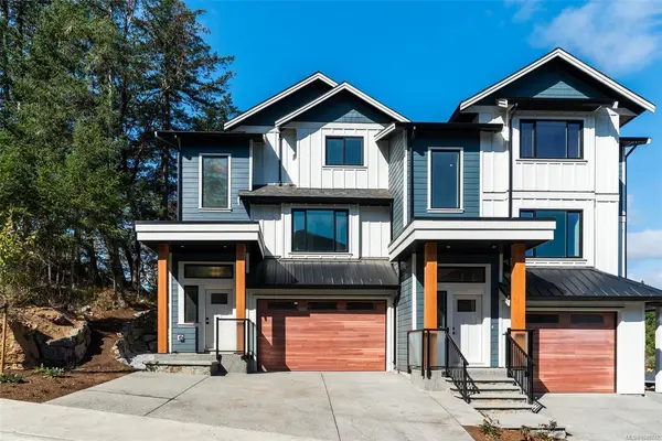 571 Bezanton Way #2, Colwood BC V9C 0H2 - 3 bed, 3.0 bath in Colwood