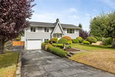 3550 Country Club Dr, Nanaimo BC V9T 1T9