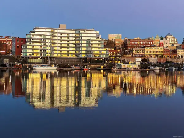 1234 Wharf St #603, Victoria BC V8W 3H9 - 2 bed, 2.0 bath in Victoria
