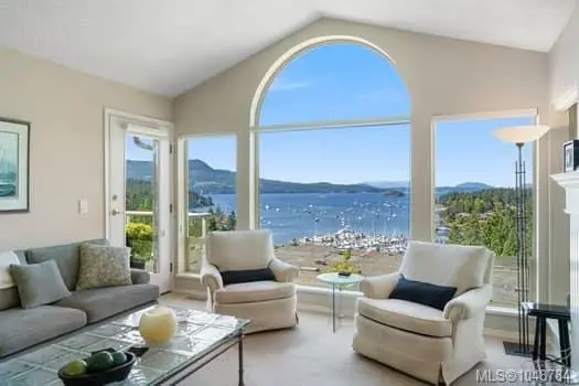 #108 - 6880 Wallace Dr #108, Central Saanich BC V8M 1N8 - 3 bed, 3.0 bath in Central Saanich