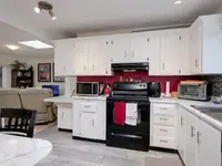 View 10
