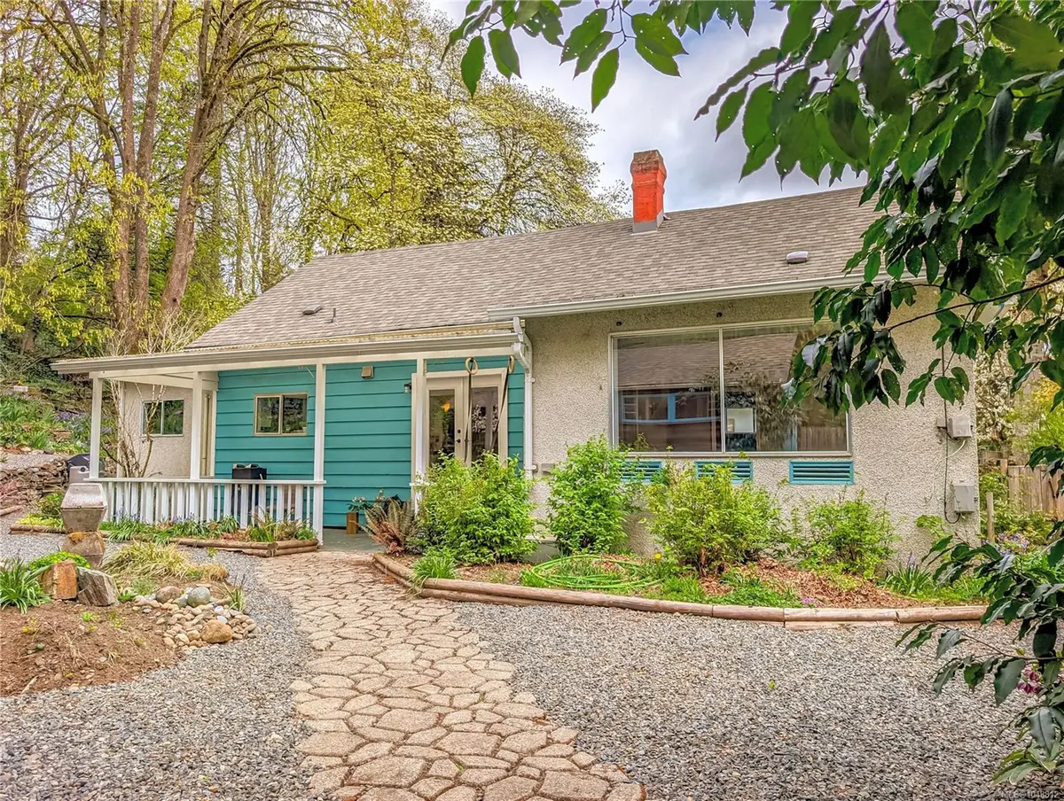 255 White Rd, Duncan BC V9L 1S5