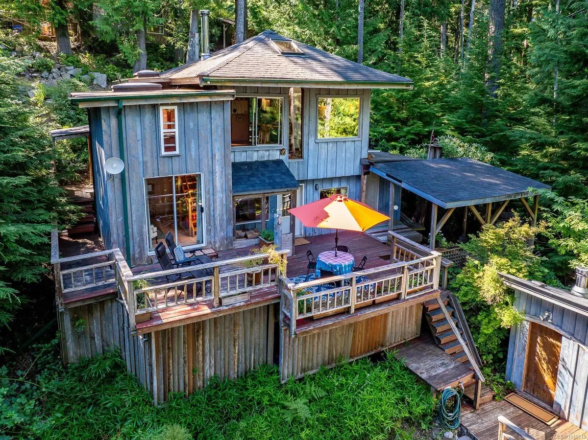 838 Sutil Point Rd, Cortes Island BC V0P 1K0