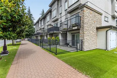 2821 Jacklin Rd #105, Langford BC V9B 0T3