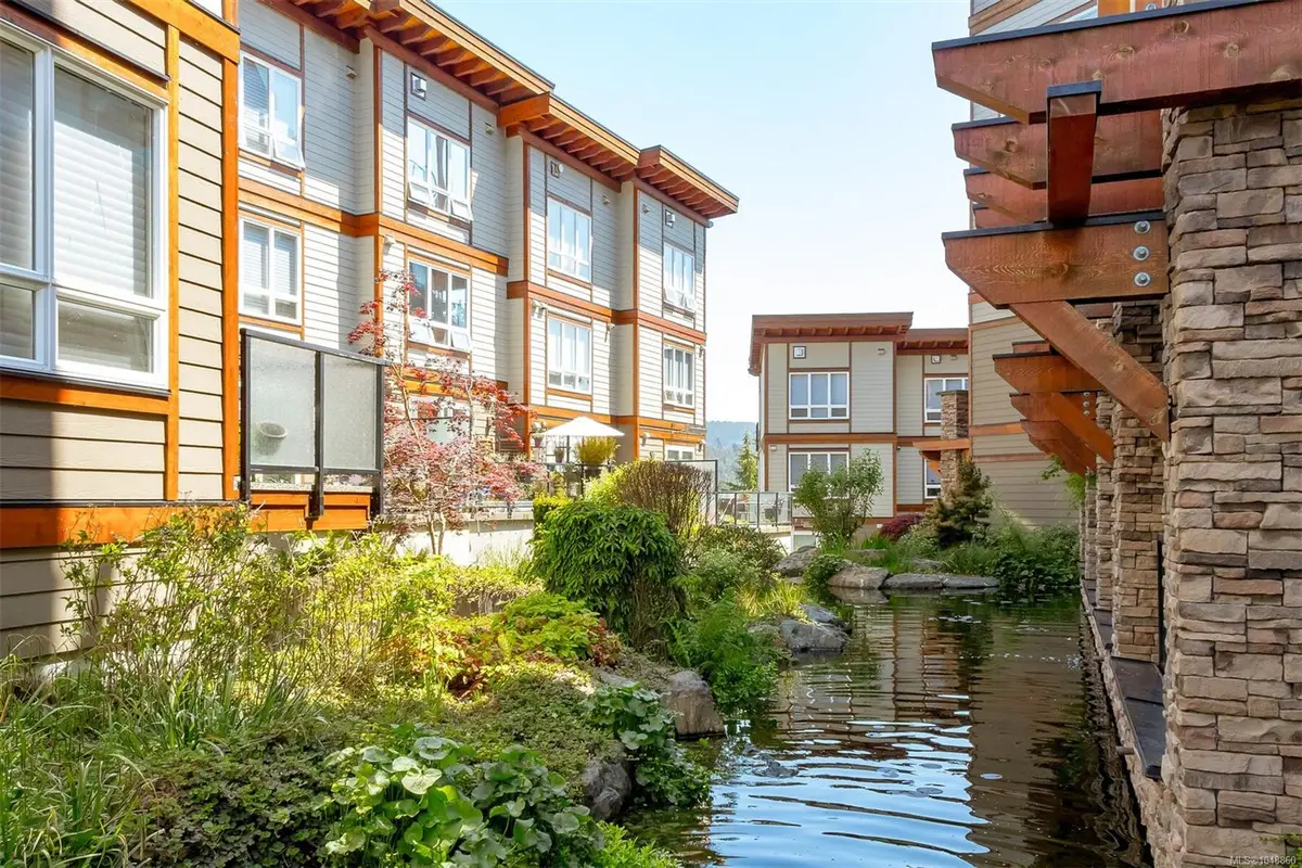 6591 Lincroft Rd #202, Sooke BC V9Z 1M2