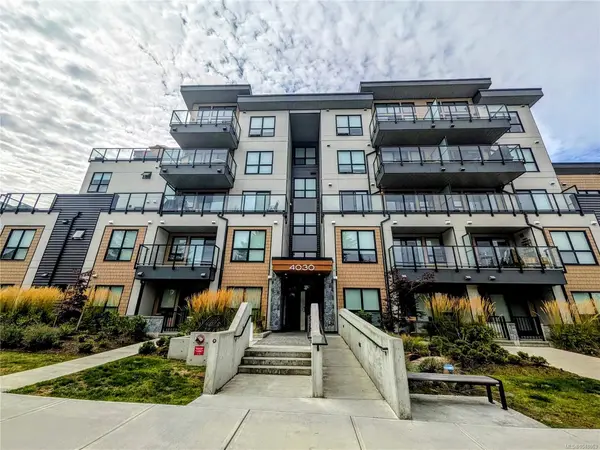 #107 - 4030 Shelbourne St #107, Saanich BC V8N 3E4 - 2 bed, 2 bath property for sale in Saanich