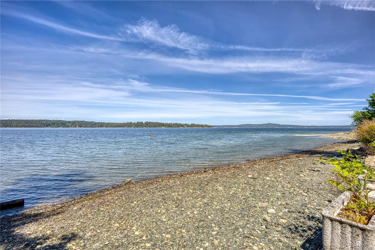 395 Woodley Rd, Ladysmith BC V9G 1Y2