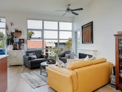 797 Tyee Rd #401, Victoria BC V9A 7R4