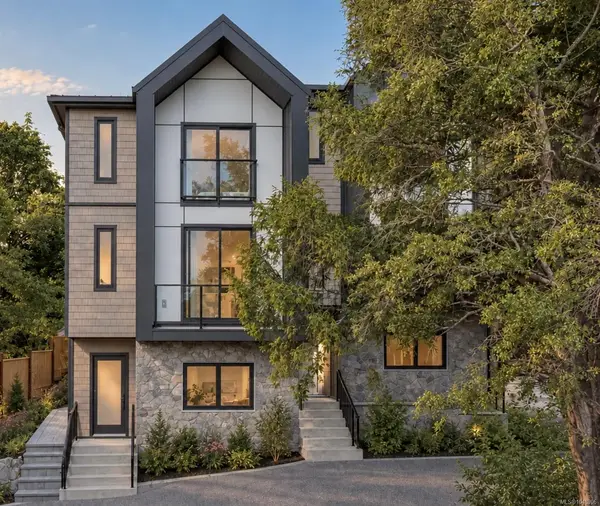 #1 - 517 Foul Bay Rd #1, Victoria BC V8S 4G9 - 1 bed, 1 bath property for sale in Victoria