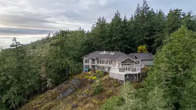 558 Wilderness Pl, Sooke BC V9Z 1C4
