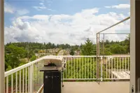 View 10