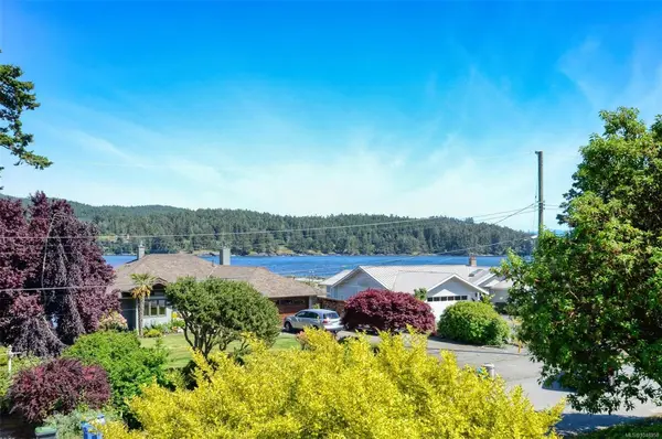 6972 Sea Lion Way, Sooke BC V9Z 0T4 - 4 bed, 3.0 bath in Sooke
