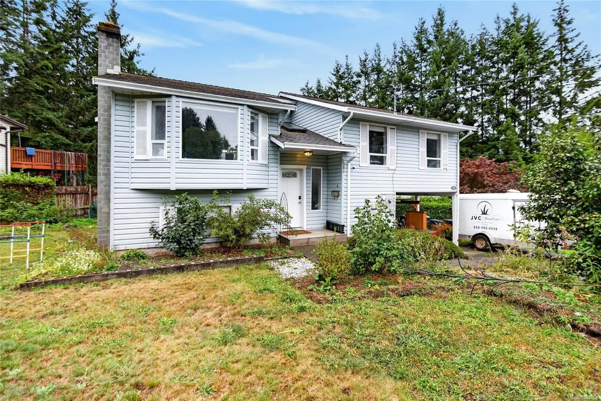 1561 Embleton Cres, Courtenay BC V9N 6N7