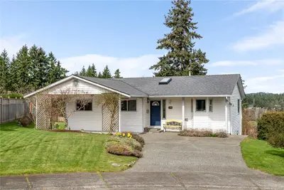 125 Sylvan Pl, Nanaimo BC V9R 6S1