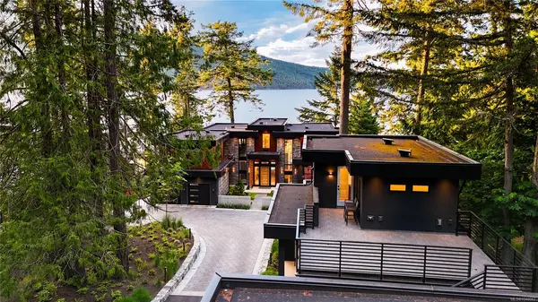 848 Lands End Rd, North Saanich BC V8L 5L3 - 6 bed, 10.0 bath in North Saanich