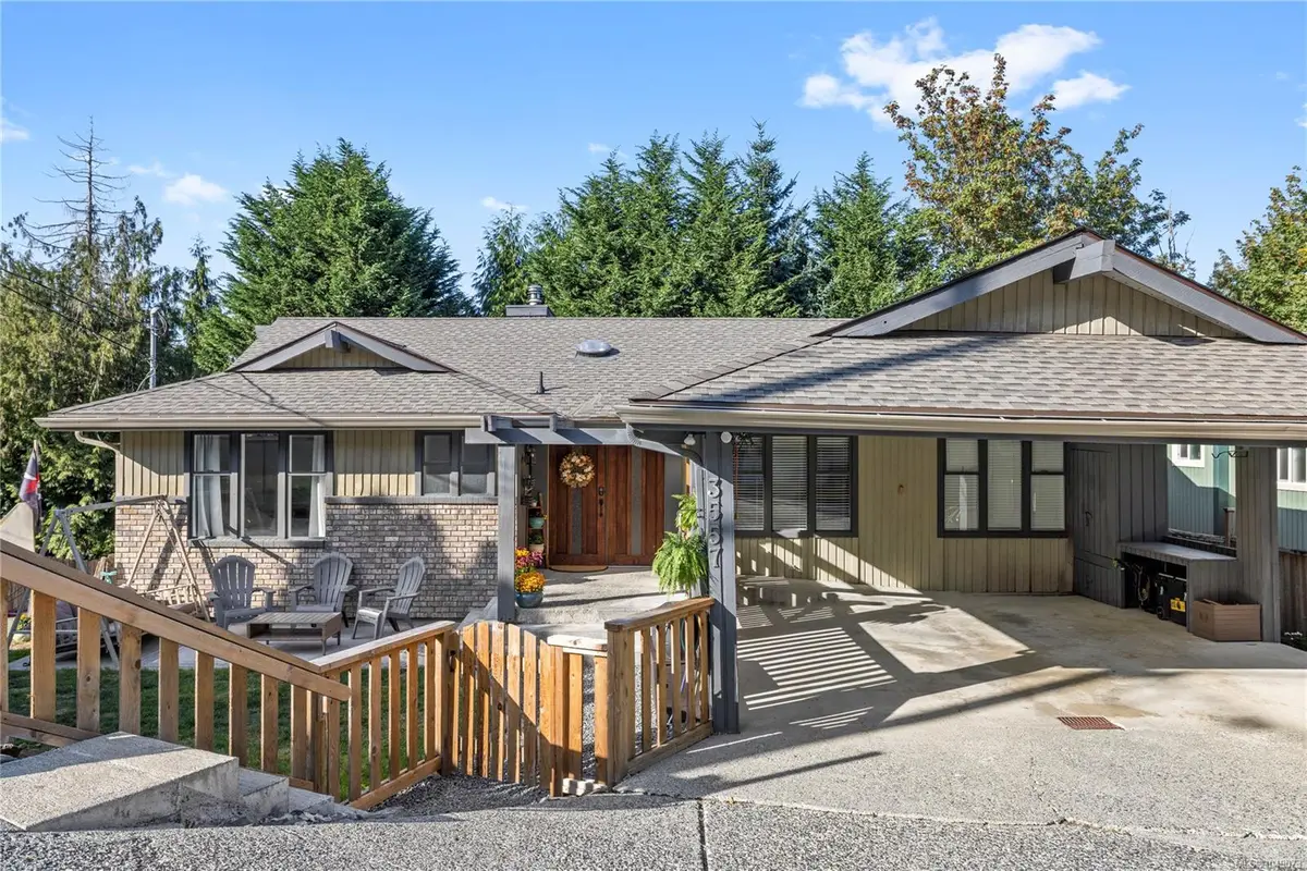 3557 Fairview Dr, Nanaimo BC V9T 4R5
