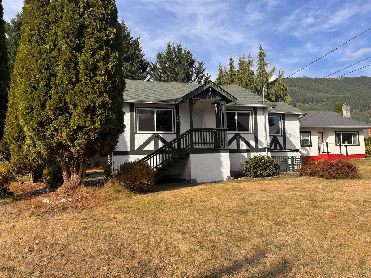 149 Cowichan Lake Rd, Lake Cowichan BC V0R 2G0