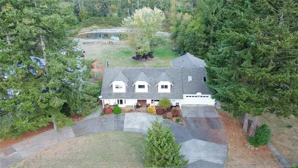 3341 Boyles Rd, Cobble Hill BC V0R 1L7 - 6 bed, 5.0 bath in Cobble Hill