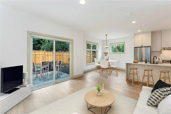 #3 - 3098 Washington Ave #3, Victoria BC V9A 0J5 - 3 bed, 3 bath property for sale in Victoria
