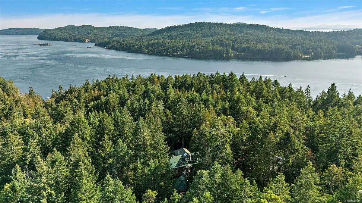 486 Bluff Way, Mayne Island BC V0N 2J2