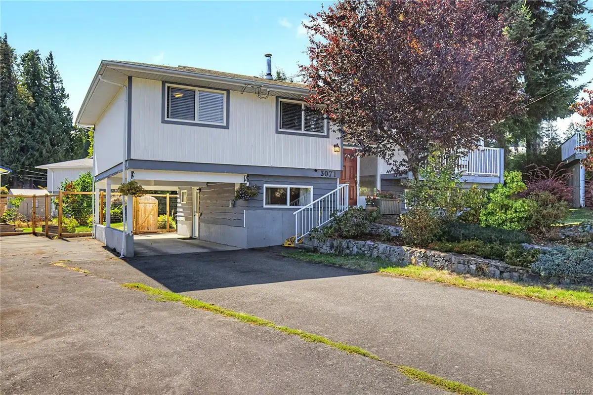 3071 Shamrock Pl, Nanaimo BC V9T 2Z6