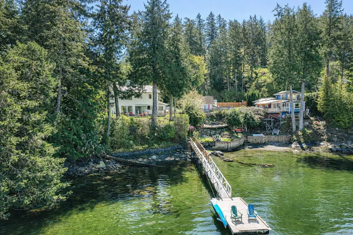 69 Seagirt Rd, Sooke BC V9Z 1A3