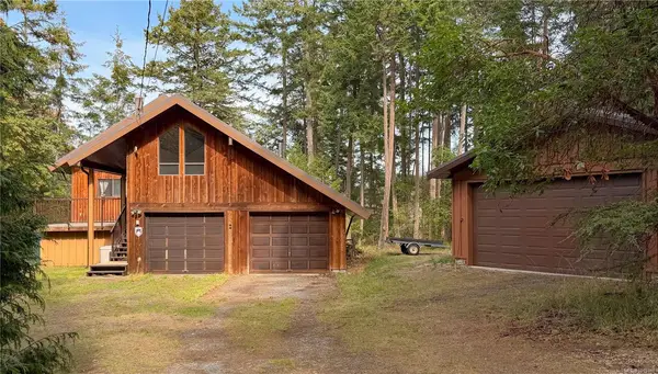 2893 Rowan Way, Gabriola Island BC V0R 1X7 - 2 bed, 2.0 bath in Gabriola Island