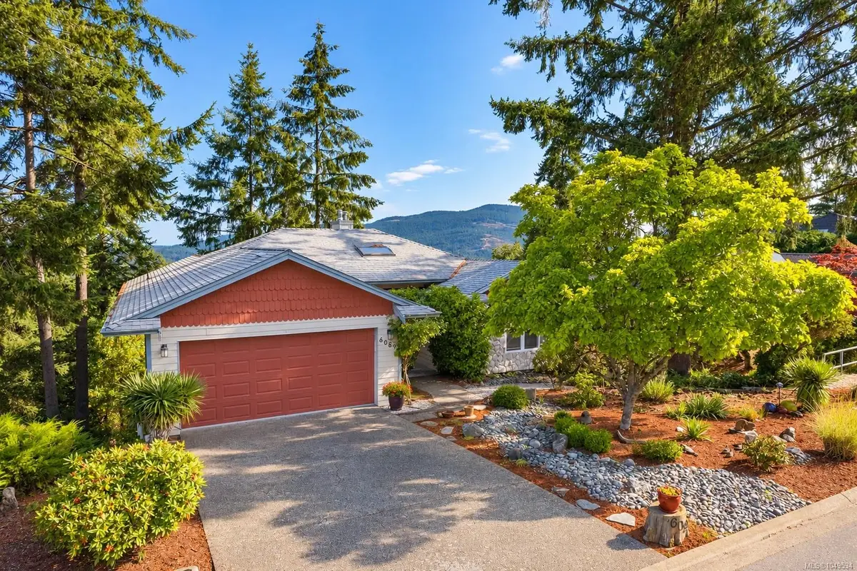 6089 Chippewa Rd, Duncan BC V9L 5P5