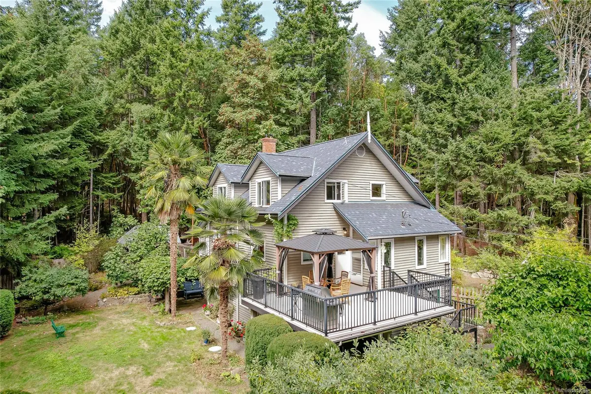 154 High Hill Rd, Salt Spring BC V8K 2N6