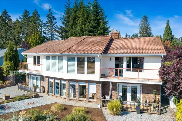 511 Panorama Pl, Parksville BC V9P 1A4 - 4 bed, 4 bath property for sale in Parksville