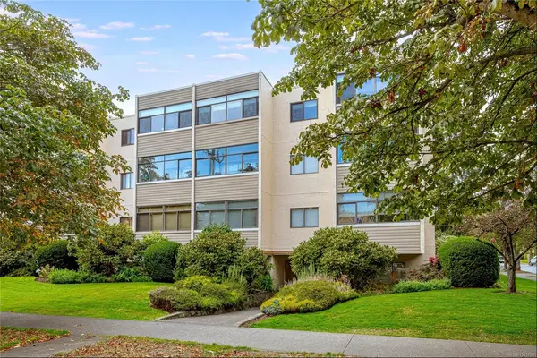 #302 - 924 Cook St #302, Victoria BC V8V 3Z3 - 2 bed, 2 bath property for sale in Victoria