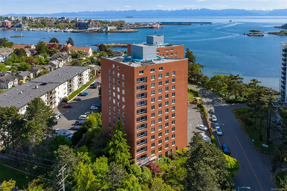 #201 - 327 Maitland St #201, Victoria BC V9A 7G7