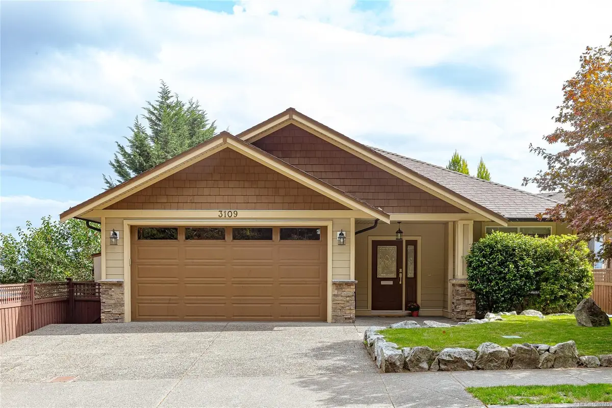3109 Cliffs Rd, Duncan BC V9L 0C6